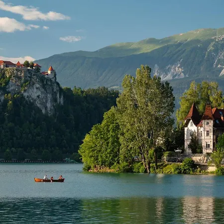 Holiday home Alpeambient House Dovje Mojstrana