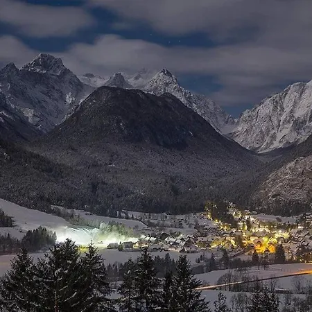 Alpeambient House Dovje Сasa de vacaciones